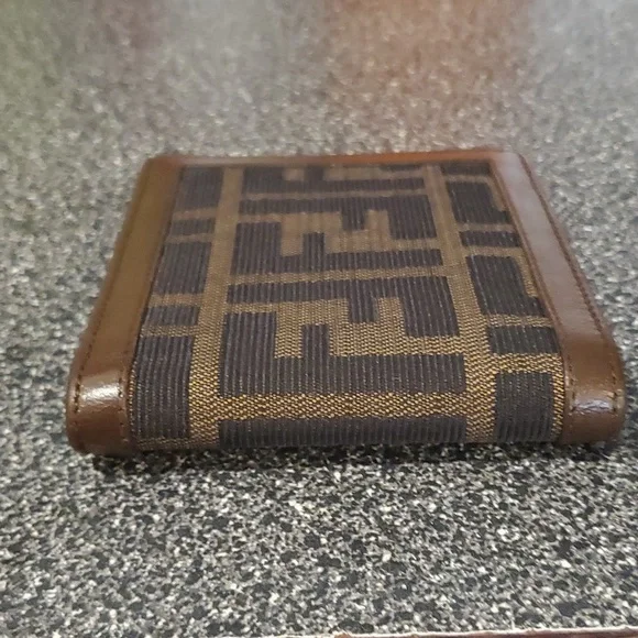 Fendi Mens Wallet - Picture 11 of 12
